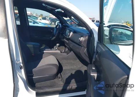 2022 Toyota Tacoma Trd Sport z USA, uszkodzony, nr VIN 3TMCZ5ANXNM507115